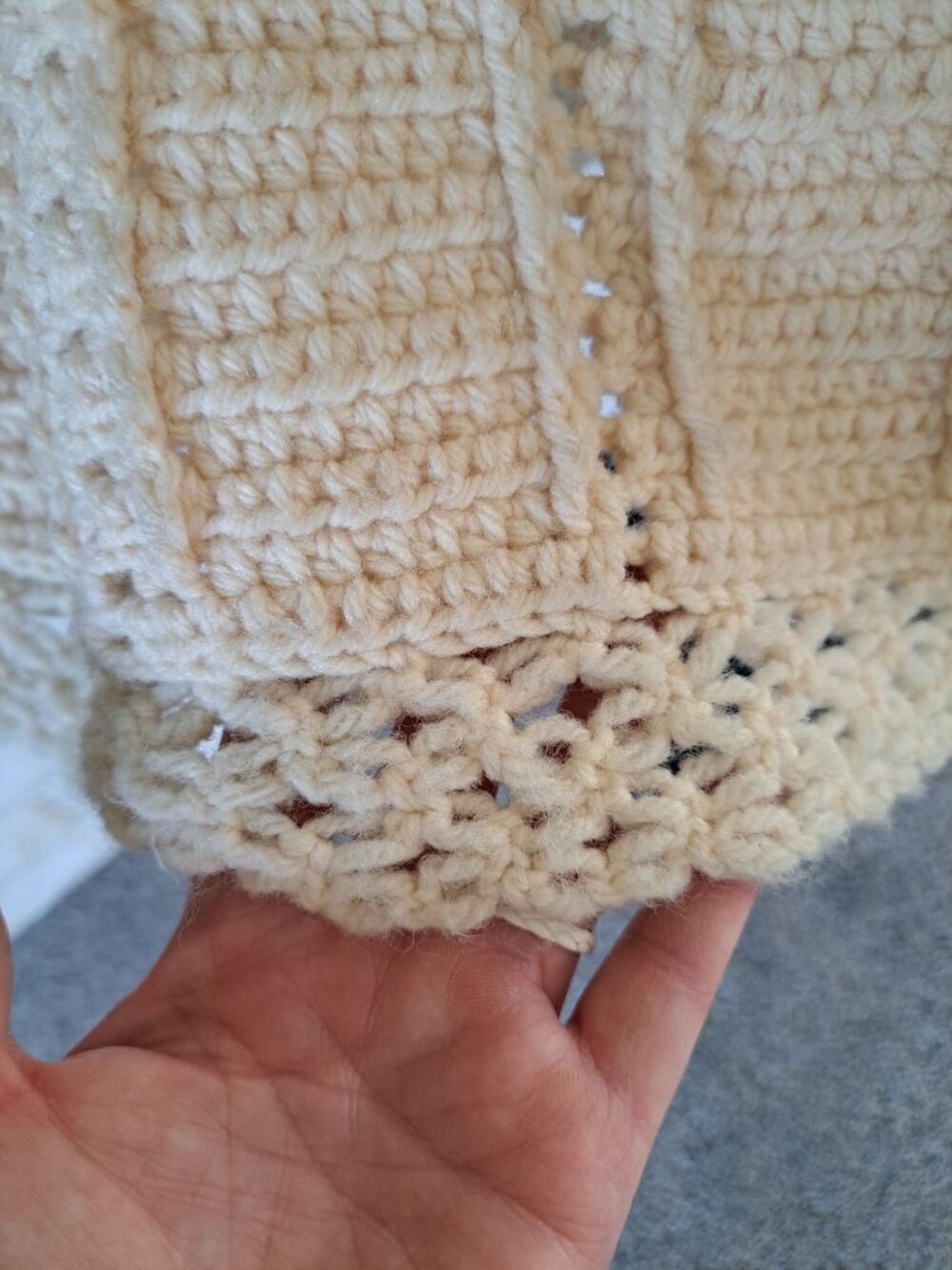 Handmade Cream Crochet Cape With Button Closure Beautiful Cottagecore RARE OS - Picture 4 of 6